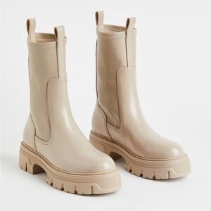 H&M Stretch Platform Chelsea Boot